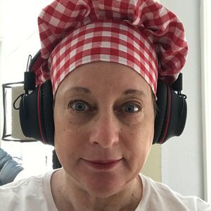 Meet your Posher, Cait abby